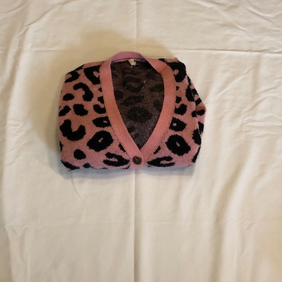 pink and black cozy cardigan - Picture 3 of 3